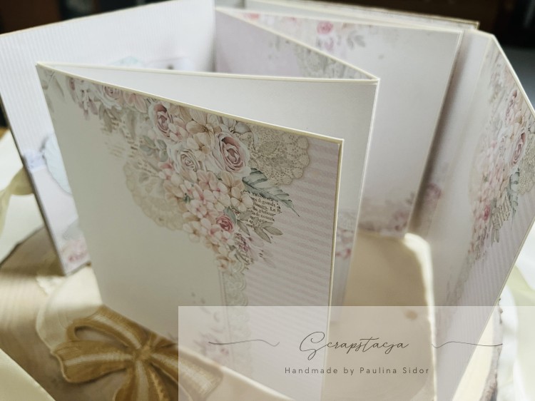 046. ALTT_046B_Album harmonijkowy I Komunia (3).jpg