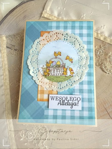 Wielkanocna kartka handmade z kolorowymi pisankami i serwetką papierową