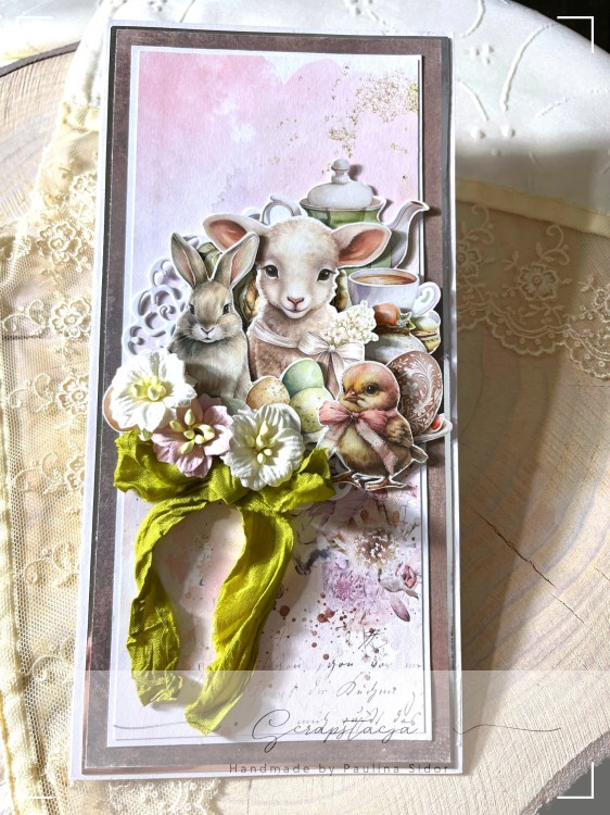 Pastelowa kartka handmade z wiosenną kompozycją i kwiatami